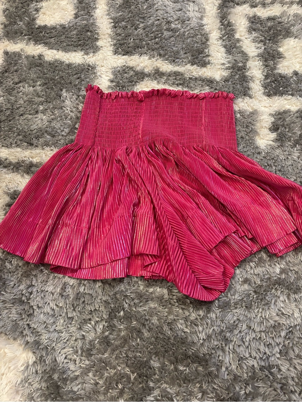 Queen of sparkles pink pleated swing shorts. Women’s small